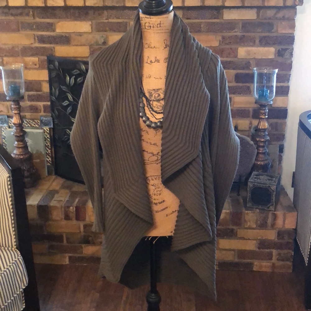 All season sweater wrap,comfy and cute!